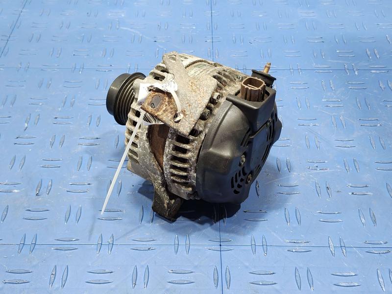 2007 Toyota RAV4 Alternator