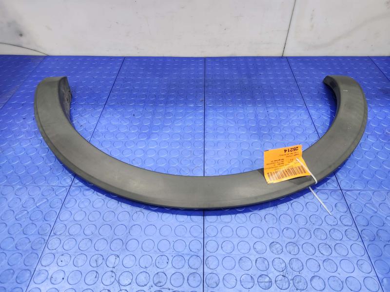 2016 Ford Transit 150 Wheel Opening Moulding