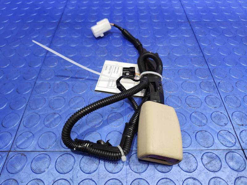 2018 Toyota Highlander Front Seat Belt