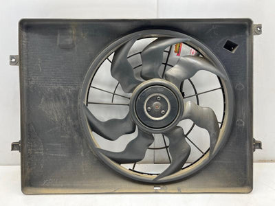 2016 - 2020 Kia Sorento 3.3L Engine Cooling Fan Assembly OEM 25380C6600