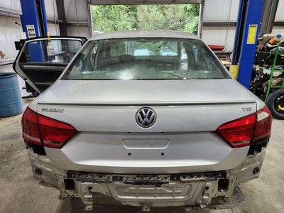 2015 Volkswagen Passat Trunk/Decklid/Hatch/Tailgate