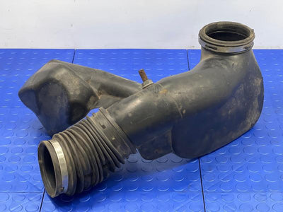 2003 Chevrolet Silverado 2500 Air Intake Tube/Resonator