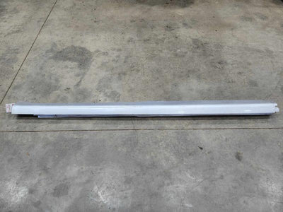2009 Volkswagen Routan Rocker Moulding