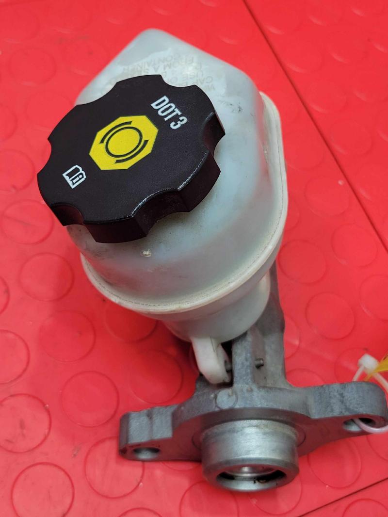 2006 Chevrolet Impala Master Cylinder