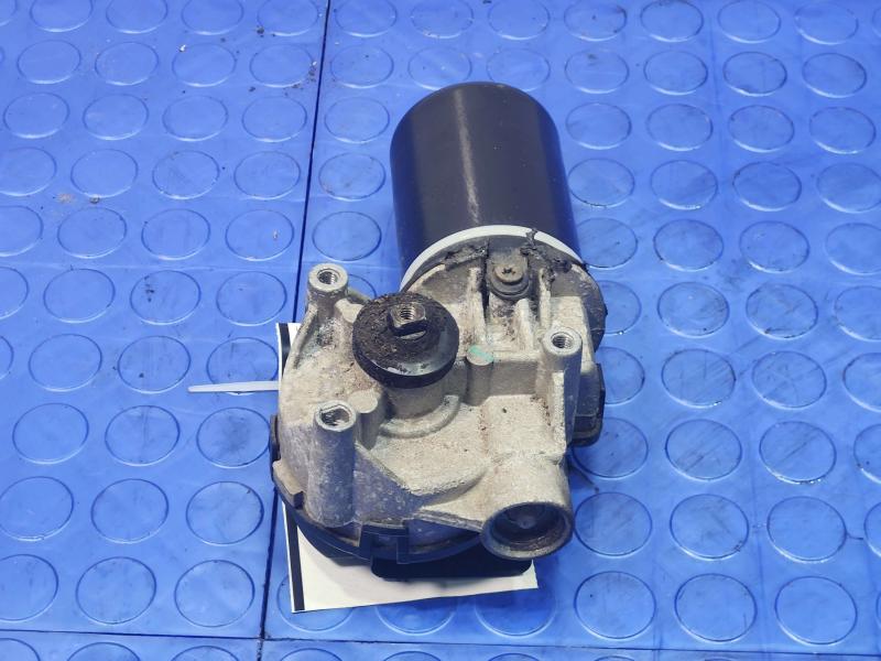2003 Lincoln Town Car Wiper Motor Front