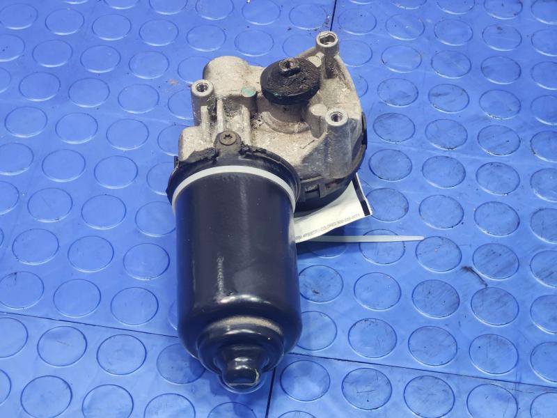2003 Lincoln Town Car Wiper Motor Front