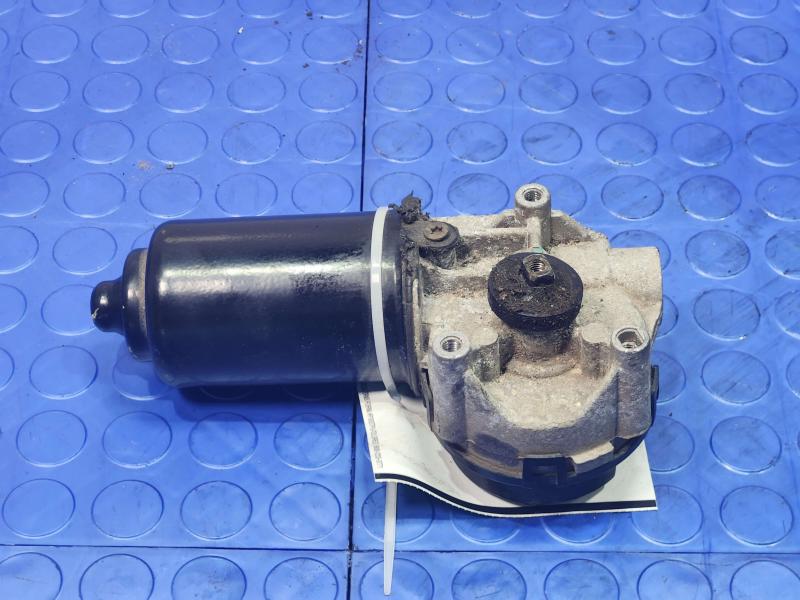 2003 Lincoln Town Car Wiper Motor Front