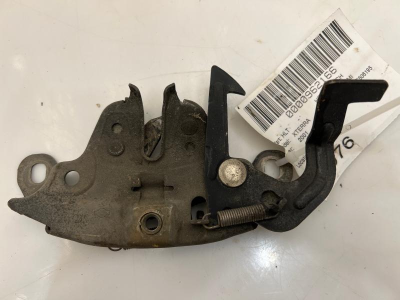 2000 - 2004 Nissan Xterra Hood Latch Lock Assembly OEM 656013S500
