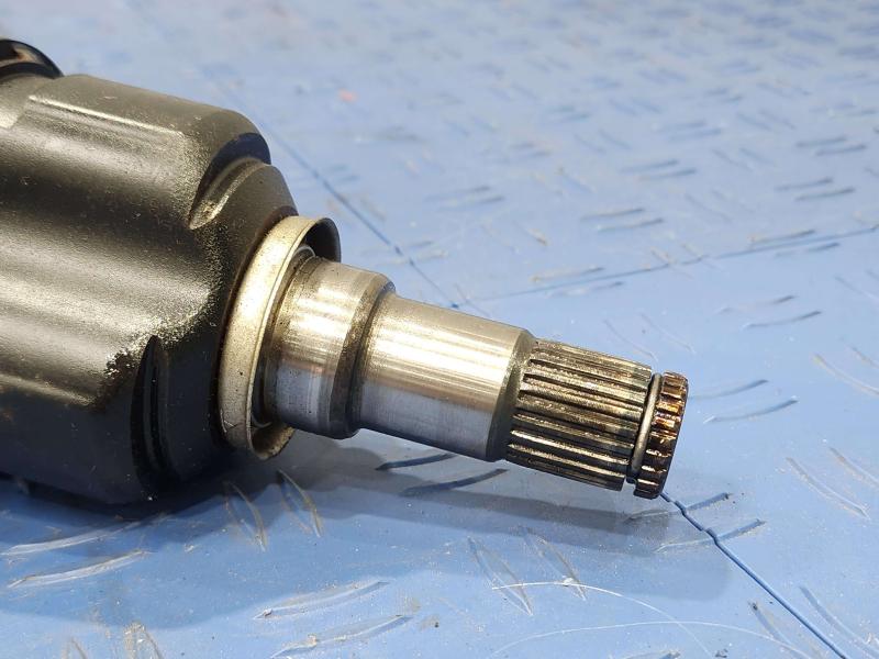 2013 Toyota Yaris Axle Shaft