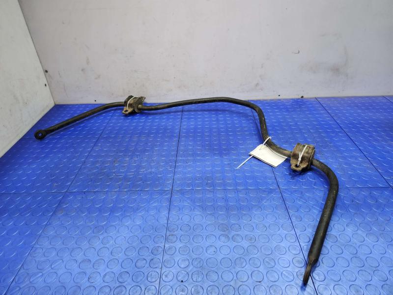 2012 Ford F-250 Super Duty Stabilizer Bar