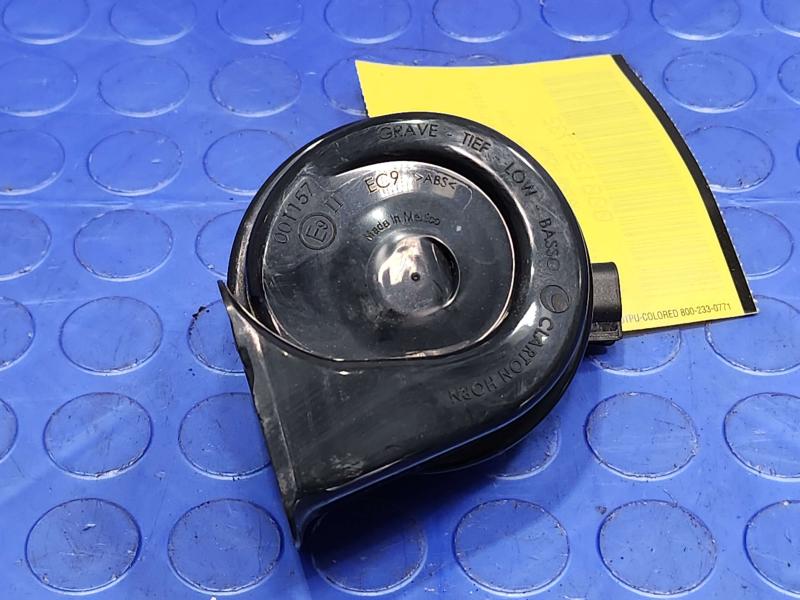 2020 Ford Escape Horn