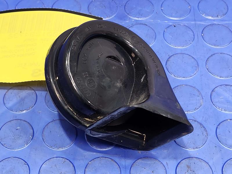 2020 Ford Escape Horn