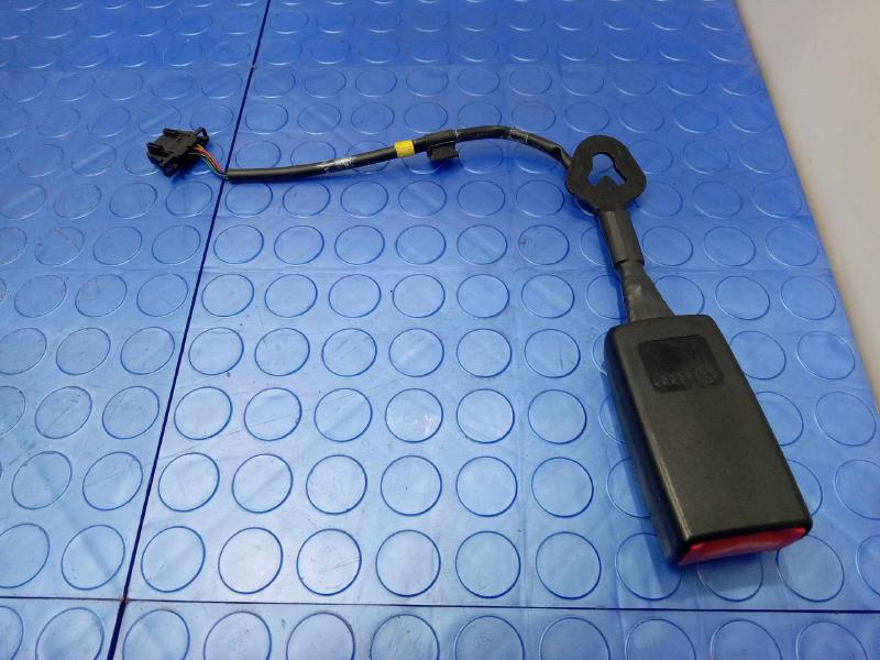 2015 Audi Q7 Front Seat Belt