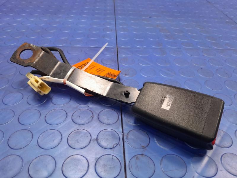 2015 Subaru Crosstrek Front Seat Belt