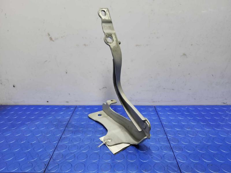 2013 Hyundai Santa Fe Hood Hinge