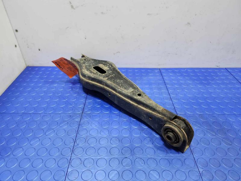2013 Hyundai Santa Fe Lower Control Arm Rr