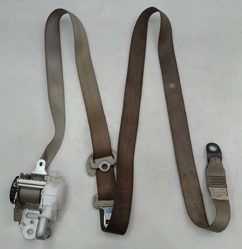 2012 Toyota Prius Front Seat Belt