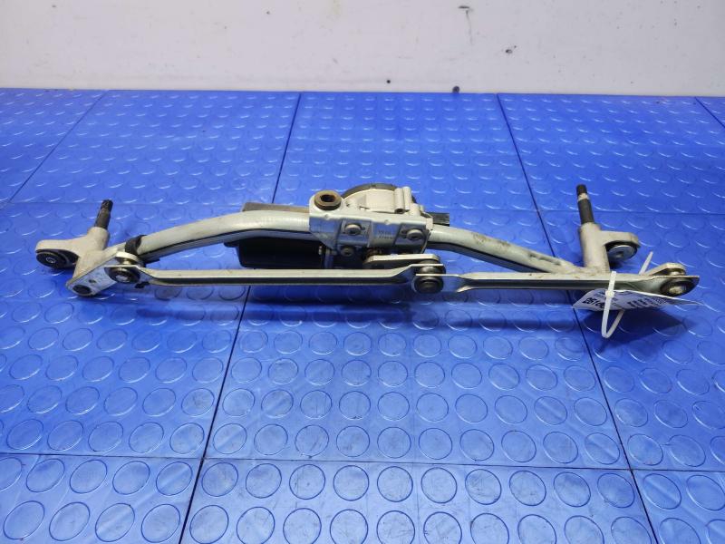 2017 Jaguar XE Wiper Motor Front