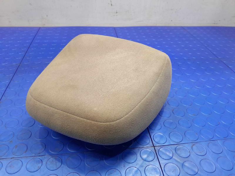 2019 Toyota Sienna Headrest