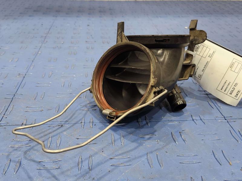 2010 Mercedes ML-Class Air Intake Tube/Resonator