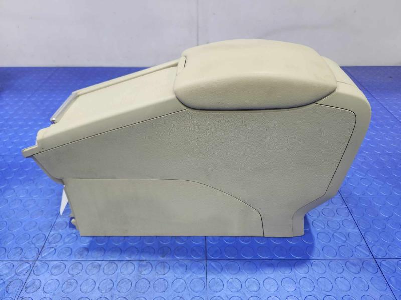 2010-2013 Volvo XC60 Center Floor Console Assembly Tan Leather Genuine OEM