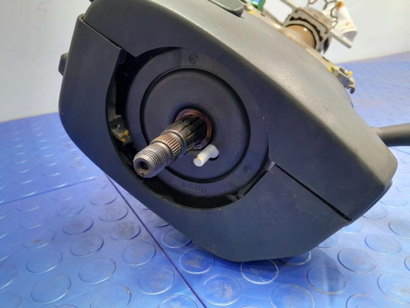2013 GMC Yukon Steering Column