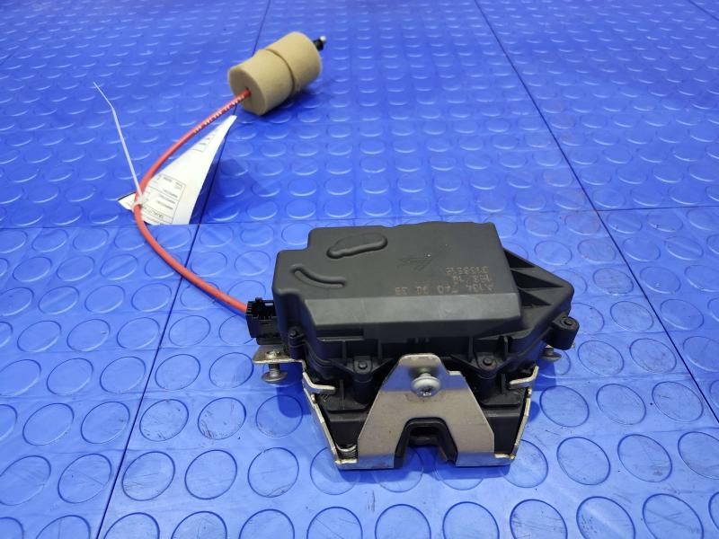 2008 Mercedes ML-Class Lid Latch