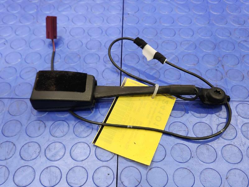 2012 Ford Focus Front Seat Belt Buckle Right Passenger Side Black OEM CP9Z5461202BA