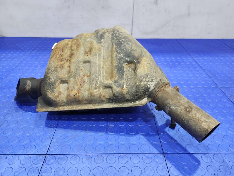 2012 Jeep Grand Cherokee Muffler