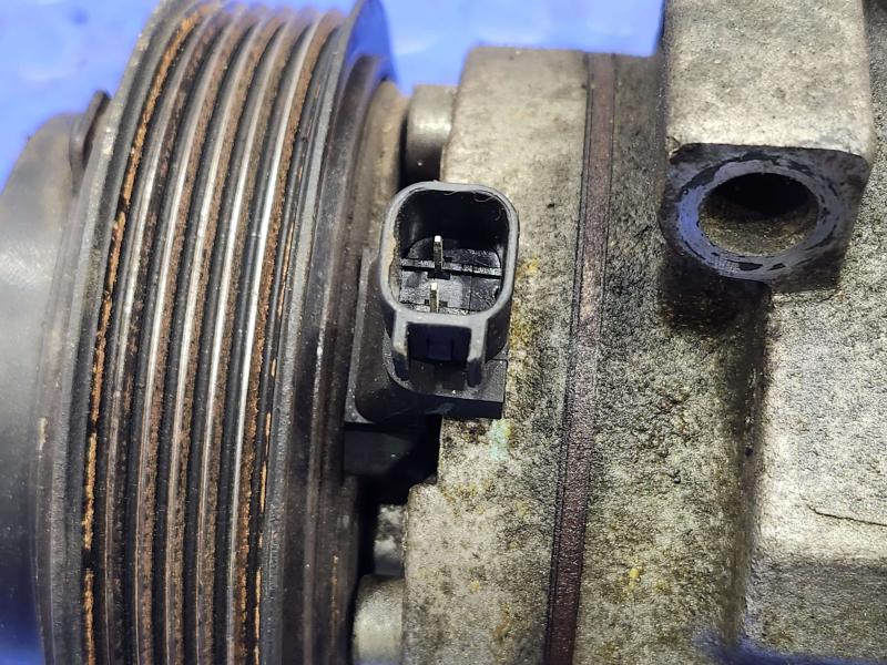 2011-2015 Jeep Grand Cherokee 3.6L AC Compressor Assembly OEM 68021637AD