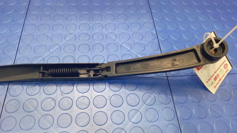 2017 Kia Sorento Wiper Arm