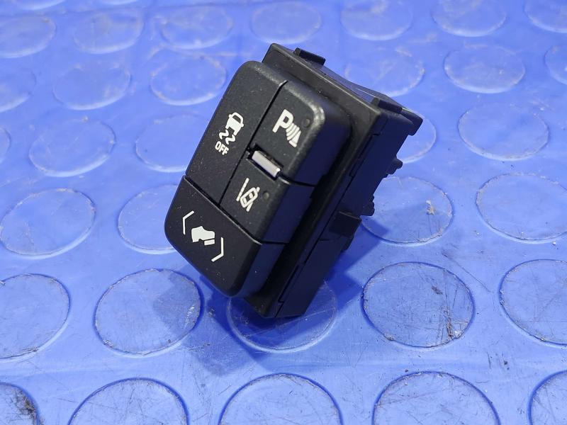 2015 Chevy Tahoe GMC Yukon Vehicle Stability Control System Switch OEM 22827592