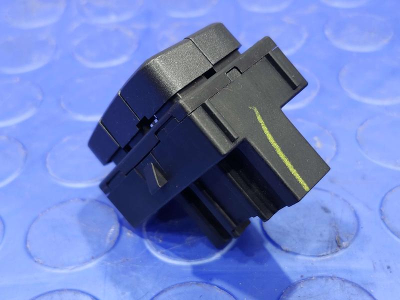 2015 Chevy Tahoe GMC Yukon Vehicle Stability Control System Switch OEM 22827592