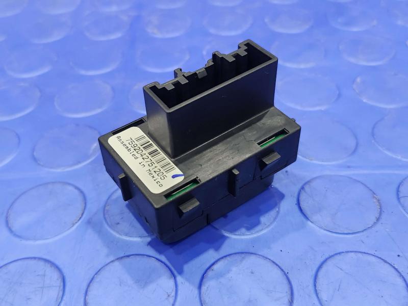 2015 Chevy Tahoe GMC Yukon Vehicle Stability Control System Switch OEM 22827592