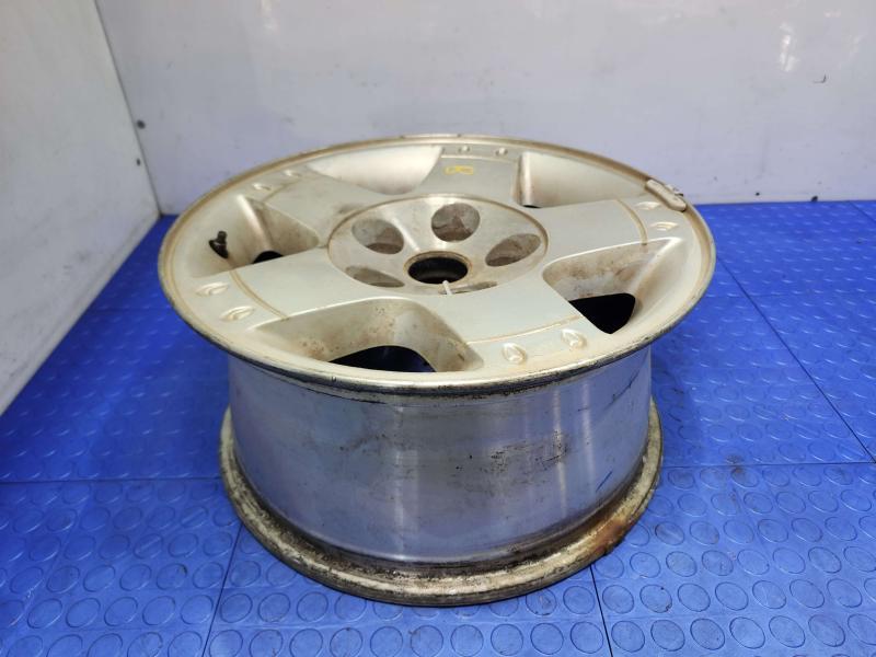 2002 Dodge Ram 1500 Wheel