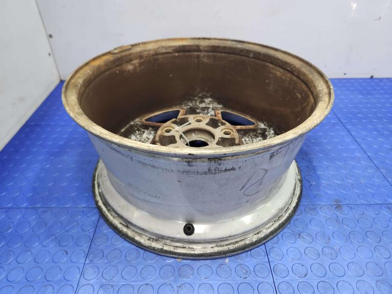 2002 Dodge Ram 1500 Wheel
