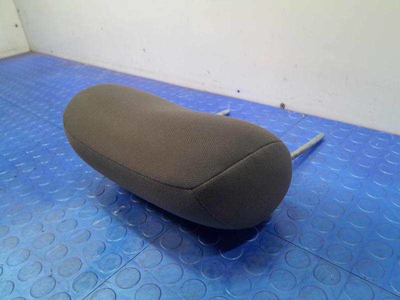 2005 Ford Explorer Headrest