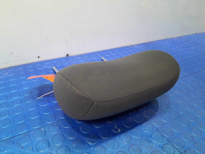 2005 Ford Explorer Headrest