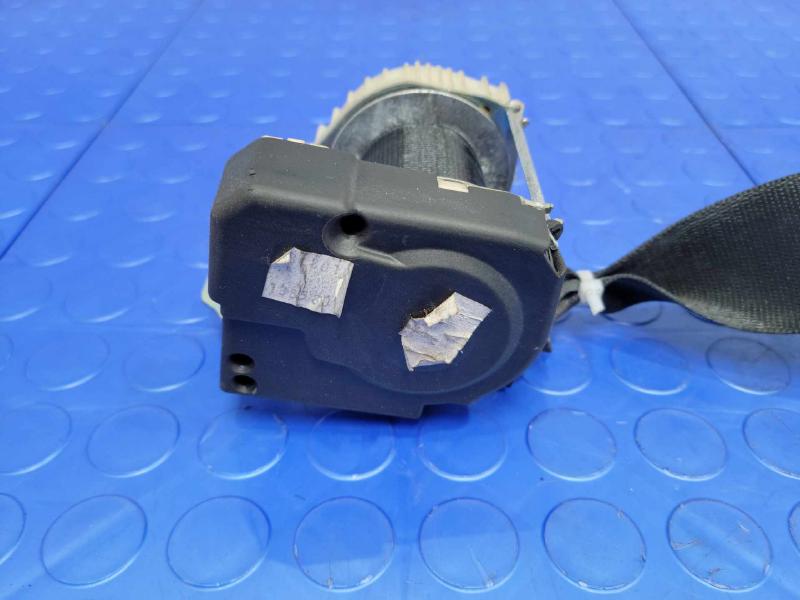 2010 Land Rover Range Rov Front Seat Belt