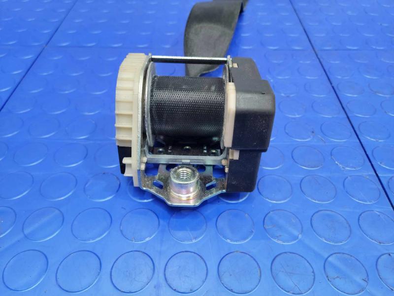 2010 Land Rover Range Rov Front Seat Belt