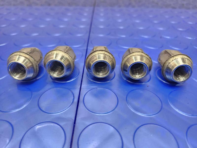 2019 Chevrolet Equinox Lug Nuts