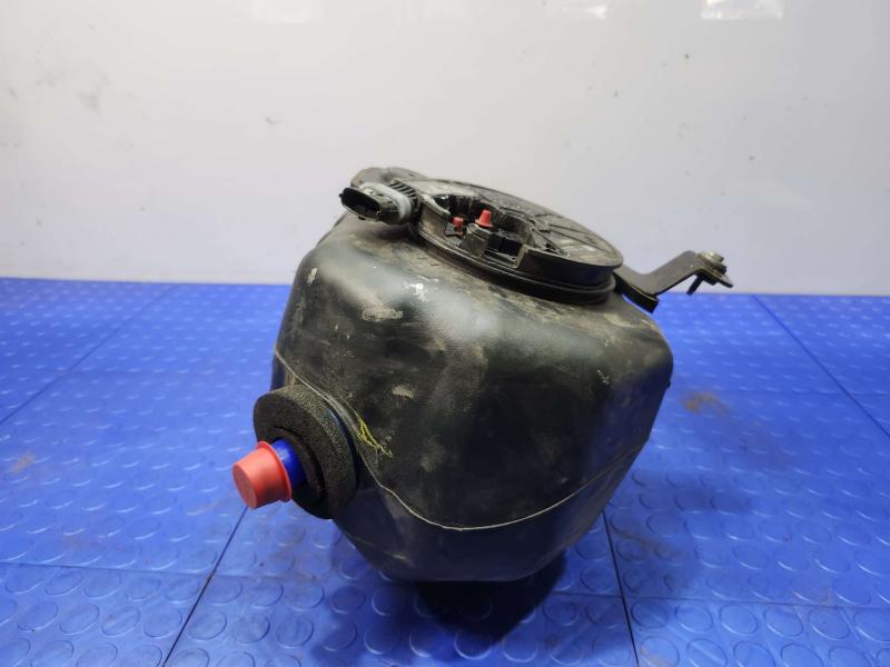 2017 Jaguar XE XF Diesel Exhaust Fluid Tank Assembly Genuine OEM T2H28597