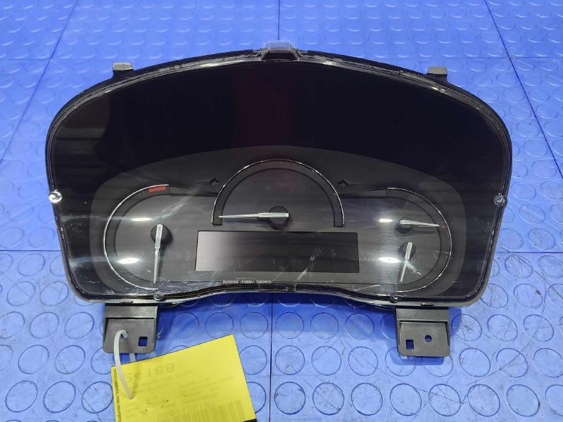 2018-2019 Cadillac XT5 Instrument Cluster Speedometer 5.7" Screen OEM 84586106