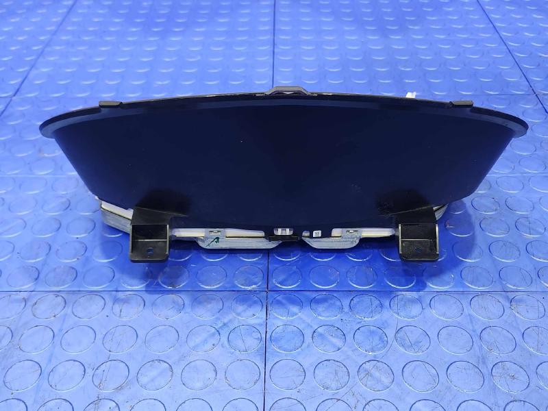 2018-2019 Cadillac XT5 Instrument Cluster Speedometer 5.7" Screen OEM 84586106