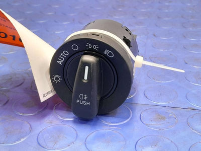 2018 Maserati Ghibli Headlight Switch (Dash Mtd)