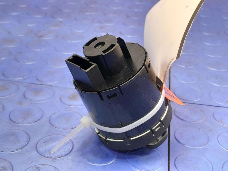 2018 Maserati Ghibli Headlight Switch (Dash Mtd)