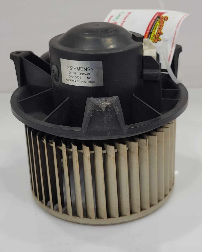 2004 Lincoln Navigator Blower Motor