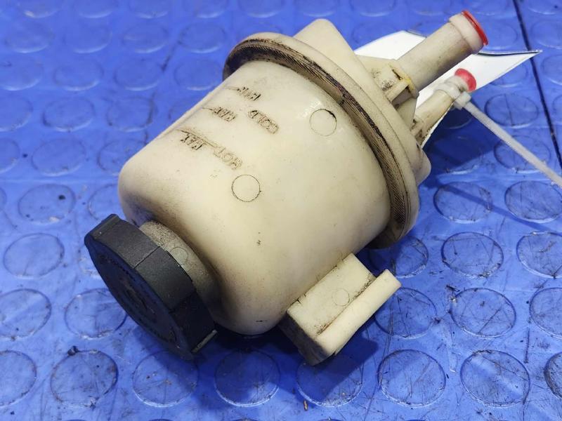 2005-2019 Nissan Frontier Power Steering Fluid Reservoir OEM 49180EA000