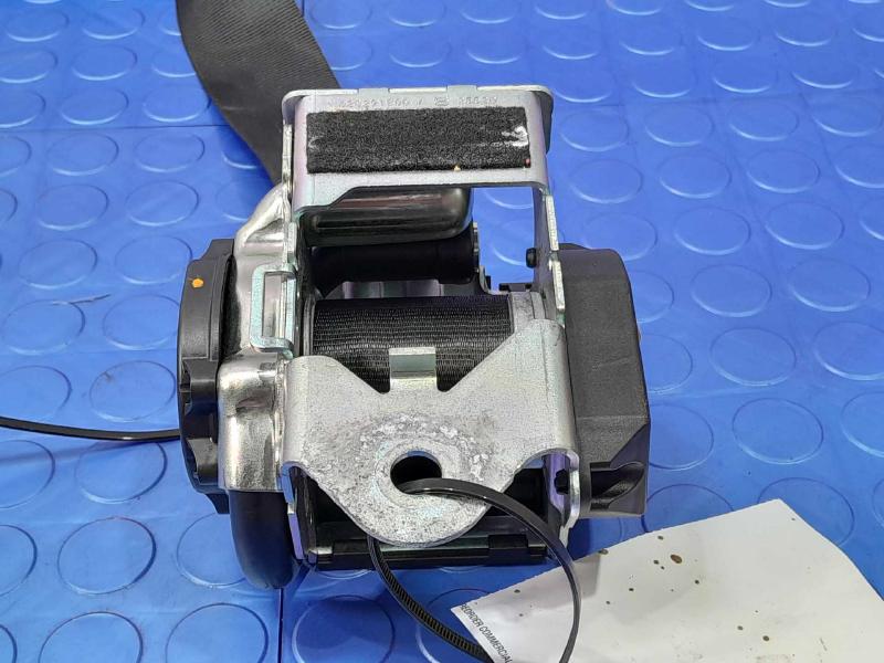 2018 Volvo S90 Rear Seat Belt