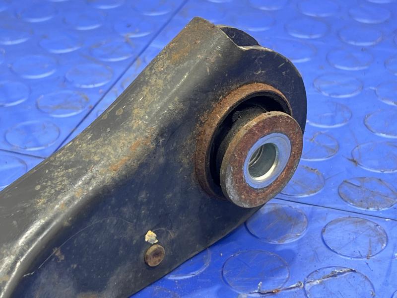 2012 Dodge Durango Upper Control Arm Front